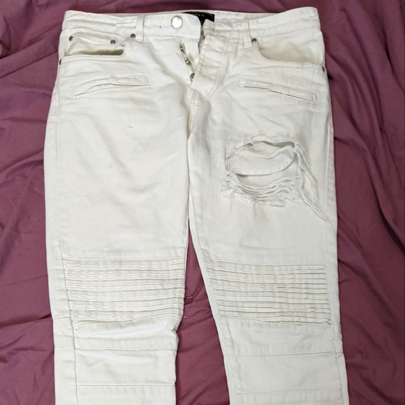 Forever 21 - Picture 1 of 3